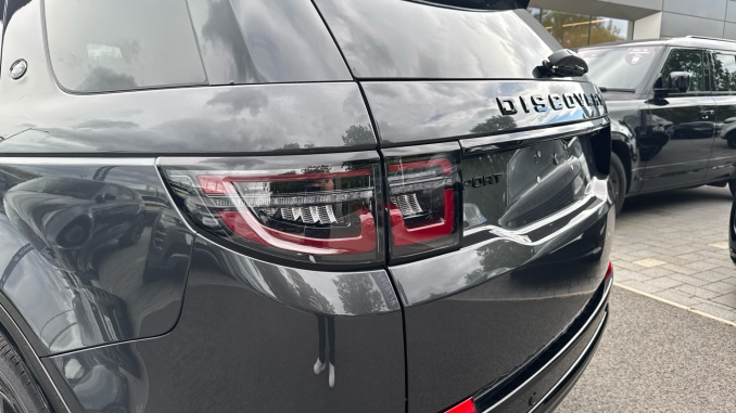 Land Rover Discovery Sport 2.0 D200 Landmark 5dr Auto [5 Seat] Diesel Station Wagon - Image 19